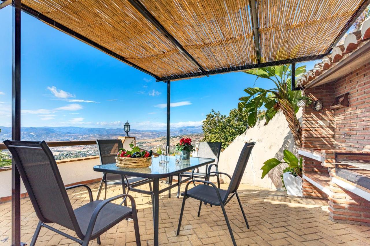 Holiday Home El Encinar Alcaucín Exteriér fotografie